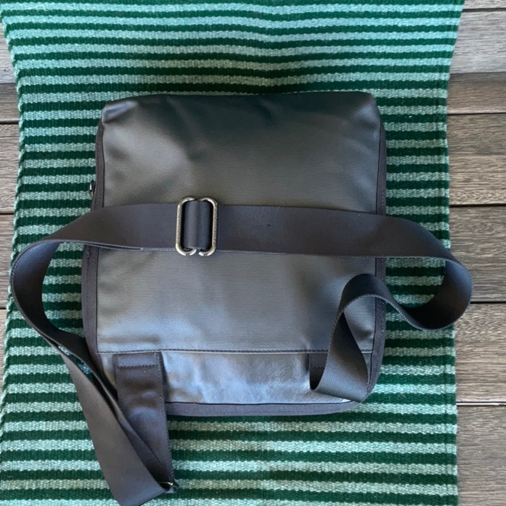 Mandarina Duck crossbody with multiple interior pockets